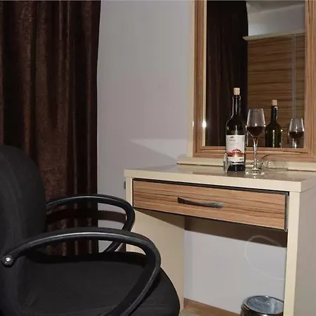 Best Smyrna Hotel 4*